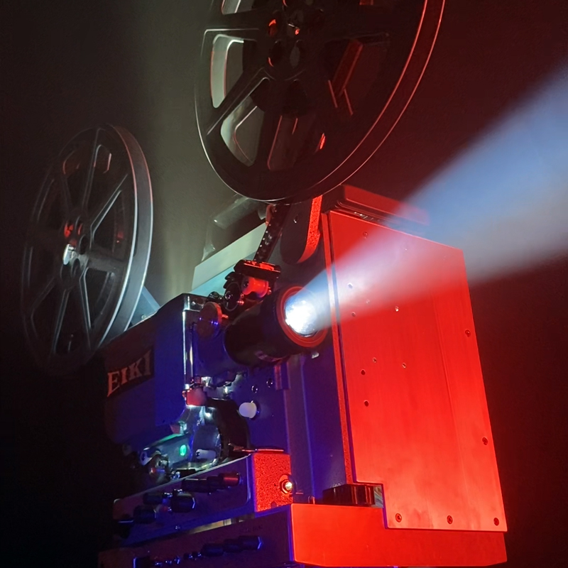 projektor-800